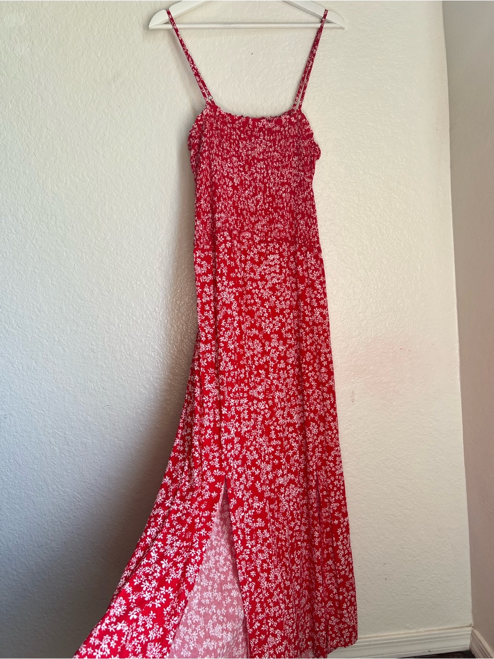 Pacific Vibes Red Ditsy Floral Smocked Sundress